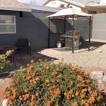 Spacious Getaway! Pool, Spa, Sleeps 9 Lake Havasu City Exteriör bild