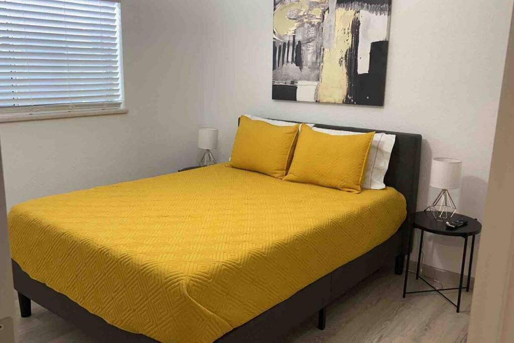 Spacious Getaway! Pool, Spa, Sleeps 9 Lake Havasu City Exteriör bild